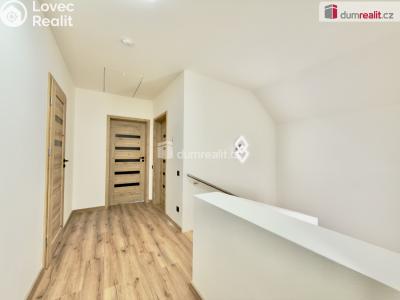 Продаж сімейного будинку Velká Jesenice č. 54