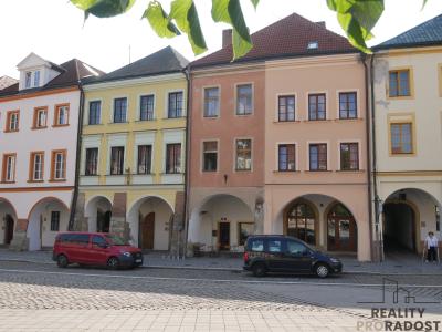 Pronájem bytu 1+KK Hradec Králové, Malé náměstí č. 1