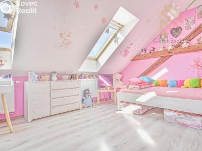 Prodej atypického bytu Hrobčice č. 12