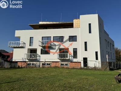 Pronájem bytu 3+KK Rožnov pod Radhoštěm č. 9