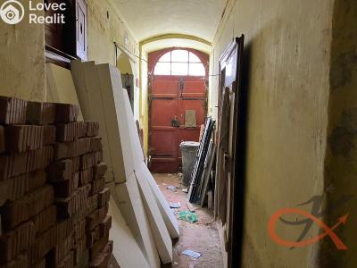 Prodej komerční nemovitosti Prostějov, nám. Svat. Čecha č. 12