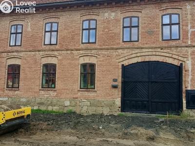 Продаж багатогенного будинку Čelechovice na Hané č. 44