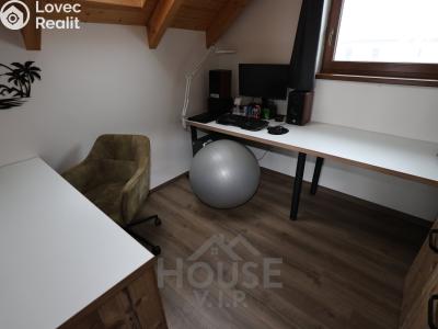 Sale family house Kostomlaty nad Labem, Západní 523 č. 35