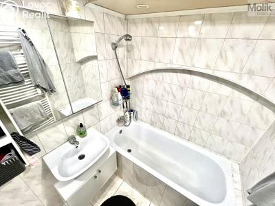 Sale multi-gen house Žatec, Žižkovo náměstí 86 č. 13