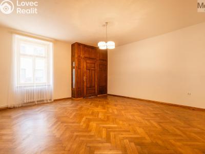 Sale multi-gen house Žatec, Oblouková 215 č. 5