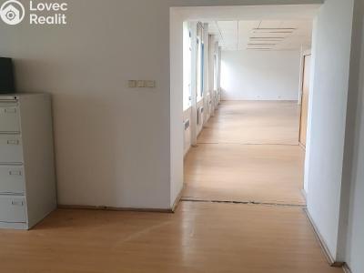 Pronájem komerční nemovitosti Korozluky č. 17