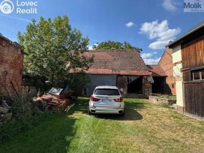 Prodej rodinného domu Velečín č. 5