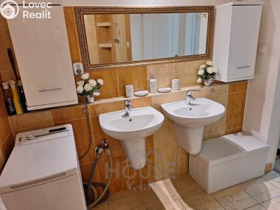 Pronájem bytu 4+KK Praha, Kazašská č. 7
