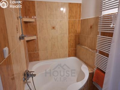 Rent apartment 4+KK Praha, Kazašská č. 6
