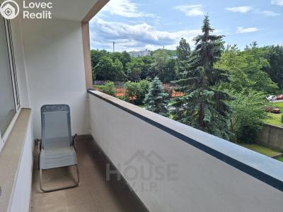 Rent apartment 4+KK Praha, Kazašská č. 21