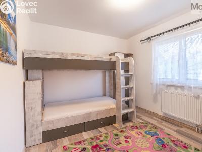 Продаж сімейного будинку Přestanov č. 9