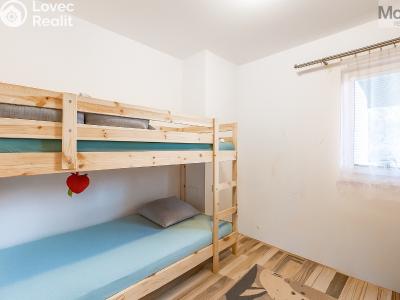 Продаж сімейного будинку Přestanov č. 11