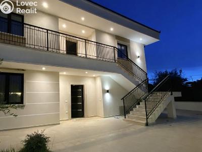 Sale villa Spille č. 12