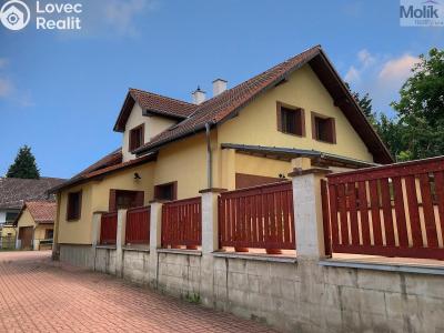 Prodej rodinného domu Teplice, Nová cesta 3069 č. 1