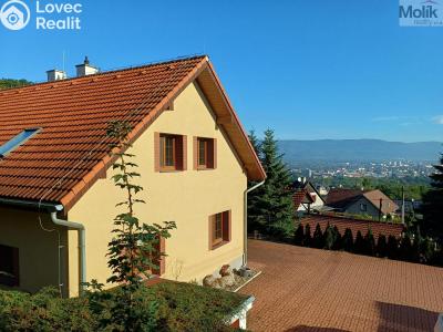 Prodej rodinného domu Teplice, Nová cesta 3069 č. 32