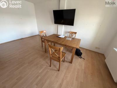 Prodej bytu 4+1 Chomutov, Školní č. 4