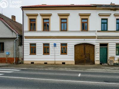 Продаж сімейного будинку Bernartice, Táborská č. 28