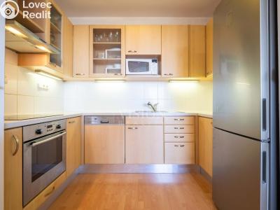 Продаж квартири 2+KK Praha, R.A. Dvorského č. 7