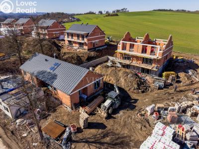 Продаж багатогенного будинку Týnec nad Sázavou č. 38