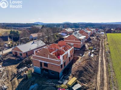 Продаж багатогенного будинку Týnec nad Sázavou č. 40
