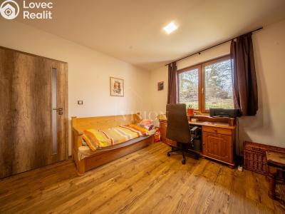 Продажа семейного дома Kamenice, Ládeveská 270 č. 11