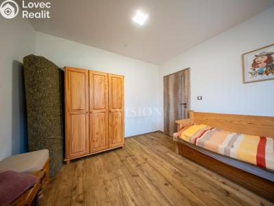 Продажа семейного дома Kamenice, Ládeveská 270 č. 12