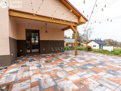 Продажа семейного дома Kamenice, Ládeveská 270 č. 19