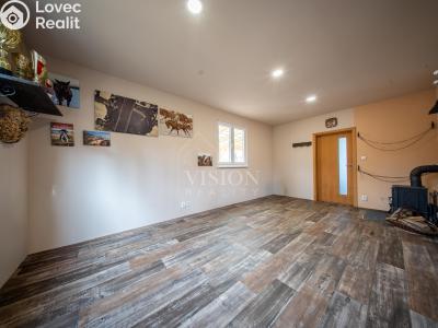 Продажа семейного дома Kamenice, Ládeveská 270 č. 32