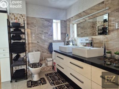 Продаж сімейного будинку České Velenice, Komenského 483 č. 21