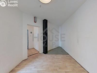 Продаж квартири 3+1 Praha, U jezera č. 29