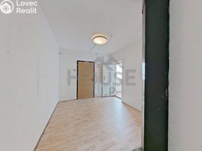 Продаж квартири 3+1 Praha, U jezera č. 30