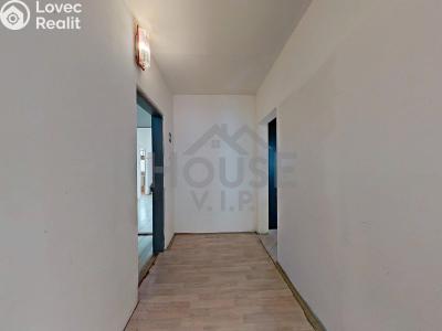 Продаж квартири 3+1 Praha, U jezera č. 34
