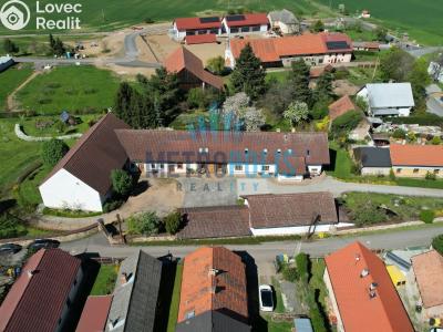 Продаж сімейного будинку Lhotka, Radoušská č. 61