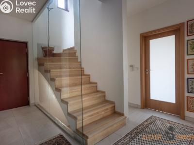 Продаж сімейного будинку Praha, Pod zámečkem č. 11