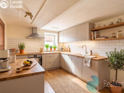 Продажа квартиры 6 и больше Trhové Sviny, Trocnovská č. 14