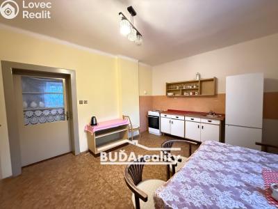Sale multi-gen house Žlutava č. 17