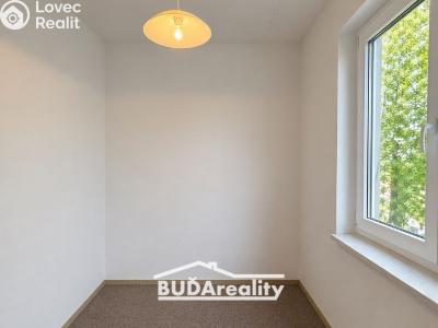 Продажа квартиры 4+1 Zlín, Družstevní č. 4