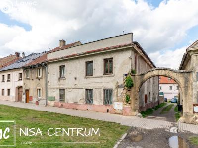 Prodej rodinného domu Smečno, nám. T. G. Masaryka 9 č. 1