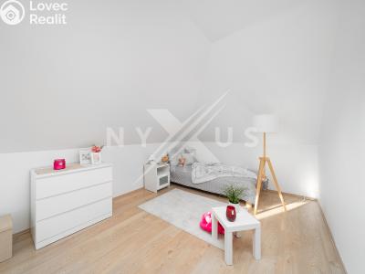 Prodej rodinného domu Ohrobec, Jarovská 58 č. 19