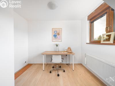 Prodej rodinného domu Ohrobec, Jarovská 58 č. 20