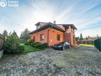 Prodej rodinného domu Ohrobec, Jarovská 58 č. 26