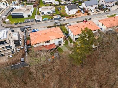 Продаж сімейного будинку Králův Dvůr, Větrná 430 č. 26