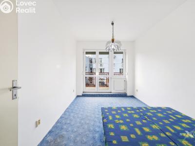 Sale family house Praha, Stulíková 1383 č. 13