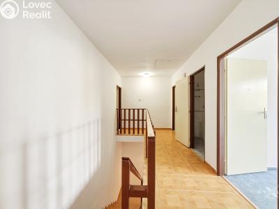 Sale family house Praha, Stulíková 1383 č. 16