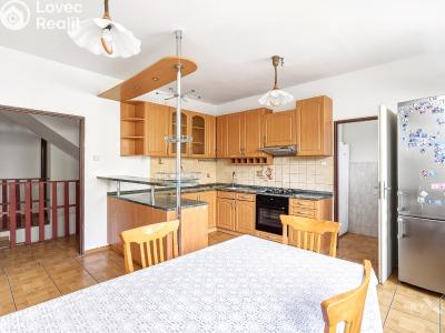 Sale family house Praha, Stulíková 1383 č. 23