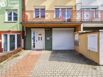 Sale family house Praha, Stulíková 1383 č. 34