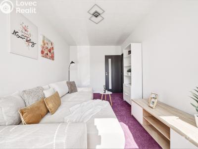Sale apartment 3+1 Praha, Veltruská č. 1
