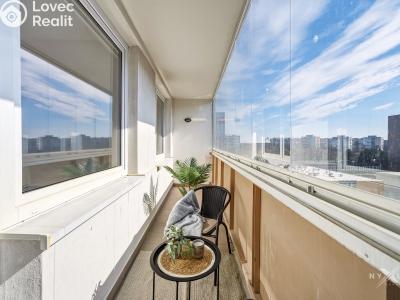 Sale apartment 3+1 Praha, Veltruská č. 4