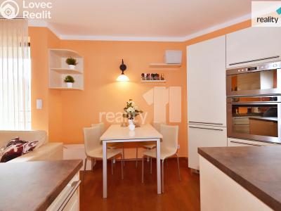 Sale apartment 4+KK Praha 9, Nademlejnská č. 16