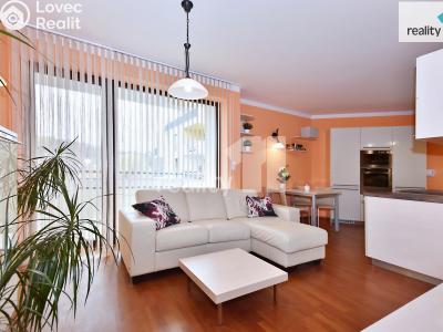 Sale apartment 4+KK Praha 9, Nademlejnská č. 17